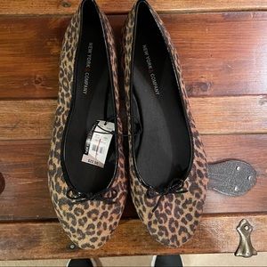 NWT leopard ballet flats